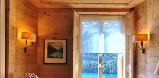 Jak urządzić przytulny i funkcjonalny pokój dziecka? Photo Cozy bedroom