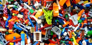 Jak utrzymać porządek w domu przy małych dzieciach? Photo Toy storage