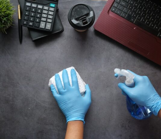 Czy warto uczyć dzieci sprzątania? Jak to zrobić skutecznie? Photo Cleaning chart