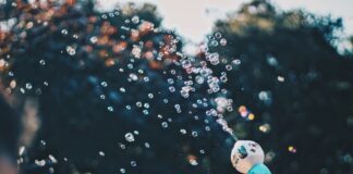 Jak urządzić funkcjonalną przestrzeń dla dziecka w małym mieszkaniu? Photo Childs play area