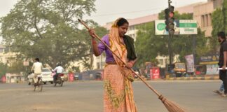 Jak uprościć codzienne obowiązki domowe? Photo Efficient cleaning