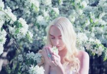 Jakie są pierwsze oznaki anemii u dziecka i jak jej zapobiegać? Photo Pale skin