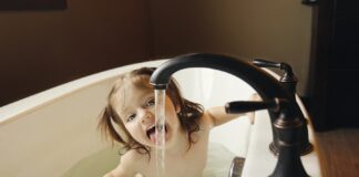 Jak nauczyć dziecko dbania o higienę osobistą? Photo How to teach a child to take care of personal hygiene?