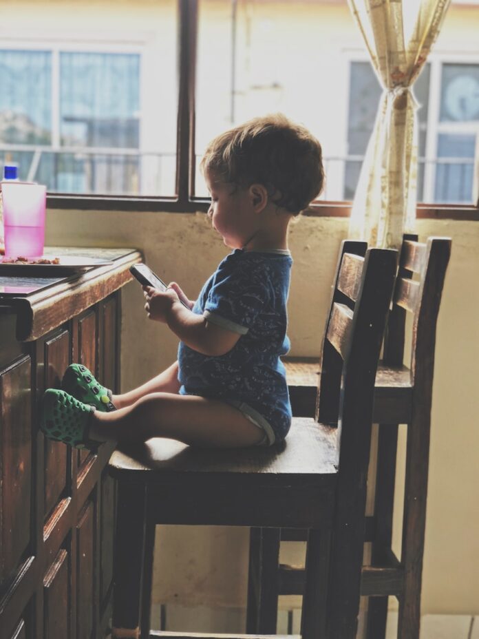 Photo "What apps will make life easier for every mom?"