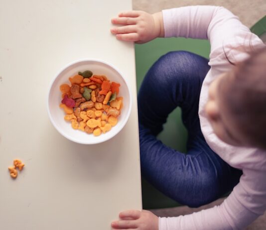 Jakie witaminy i minerały są kluczowe w diecie dziecka? Photo "What vitamins and minerals are key in a childs diet?"