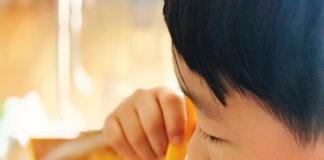 Jak zrobić domowy jogurt i serki dla dzieci? Photo How to make homemade yogurt and cheese for children?