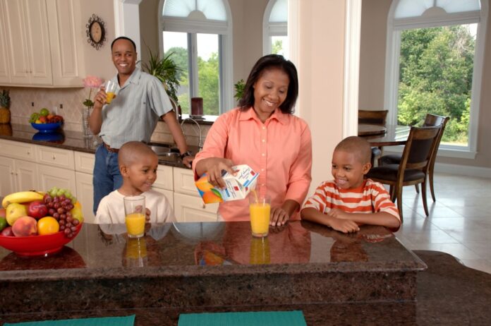 Photo "Home methods for maintaining freshness and order in the house"