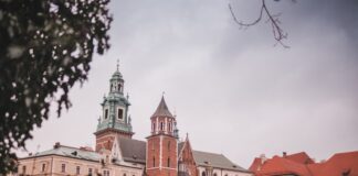 Zamki i pałace w Polsce, które zachwycą całą rodzinę Photo Wawel Castle