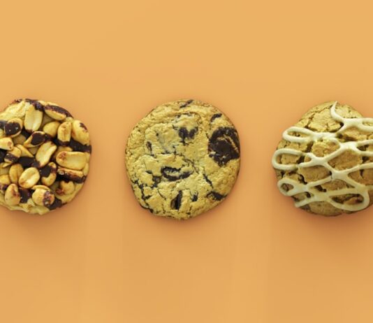 Jak zrobić domowe ciastka owsiane bez cukru? Photo Oatmeal cookies